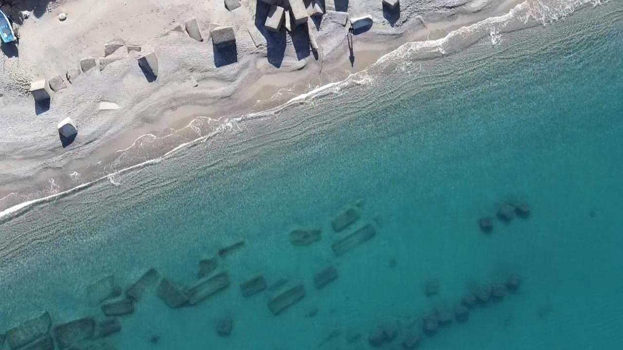 L'Isola Di Ago Apartman Torregrotta Kültér fotó