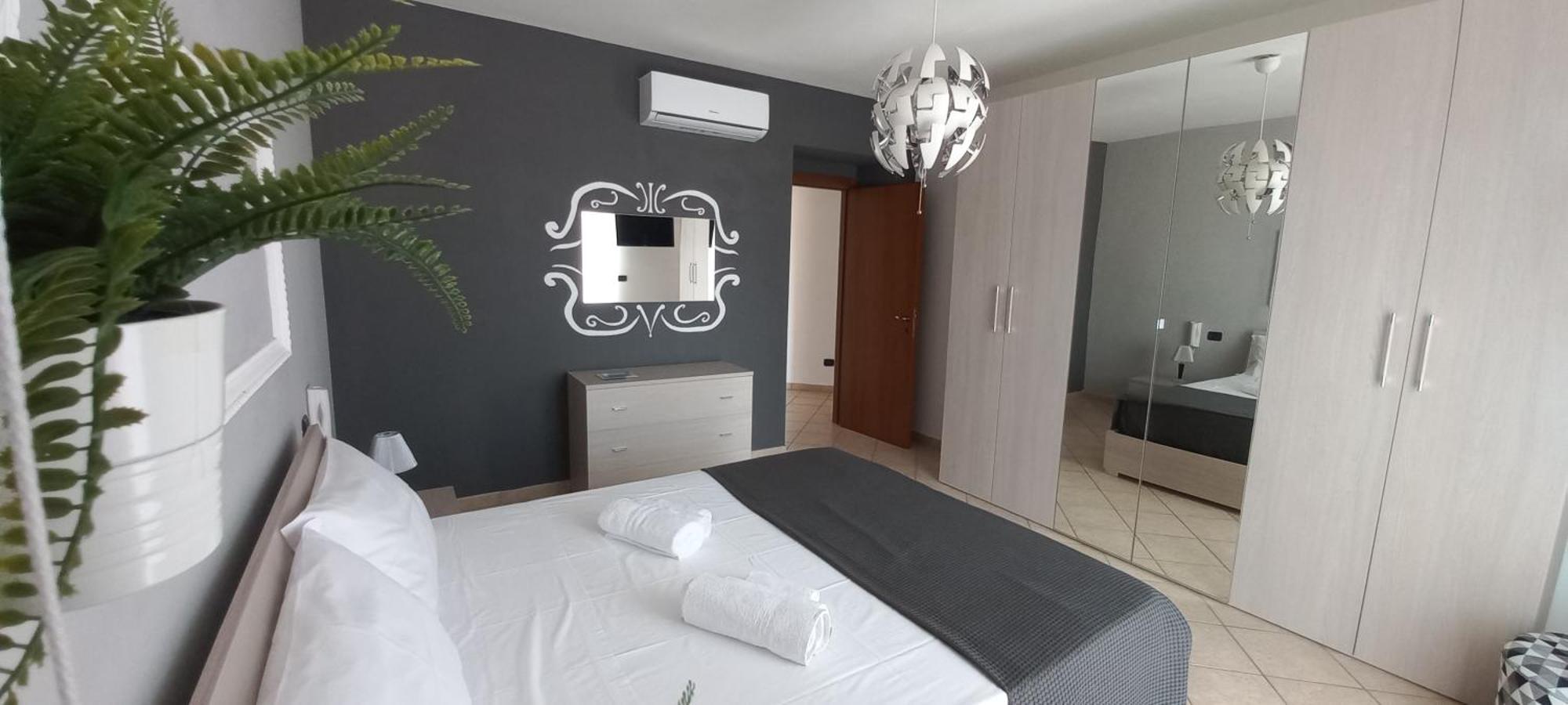 L'Isola Di Ago Apartman Torregrotta Kültér fotó