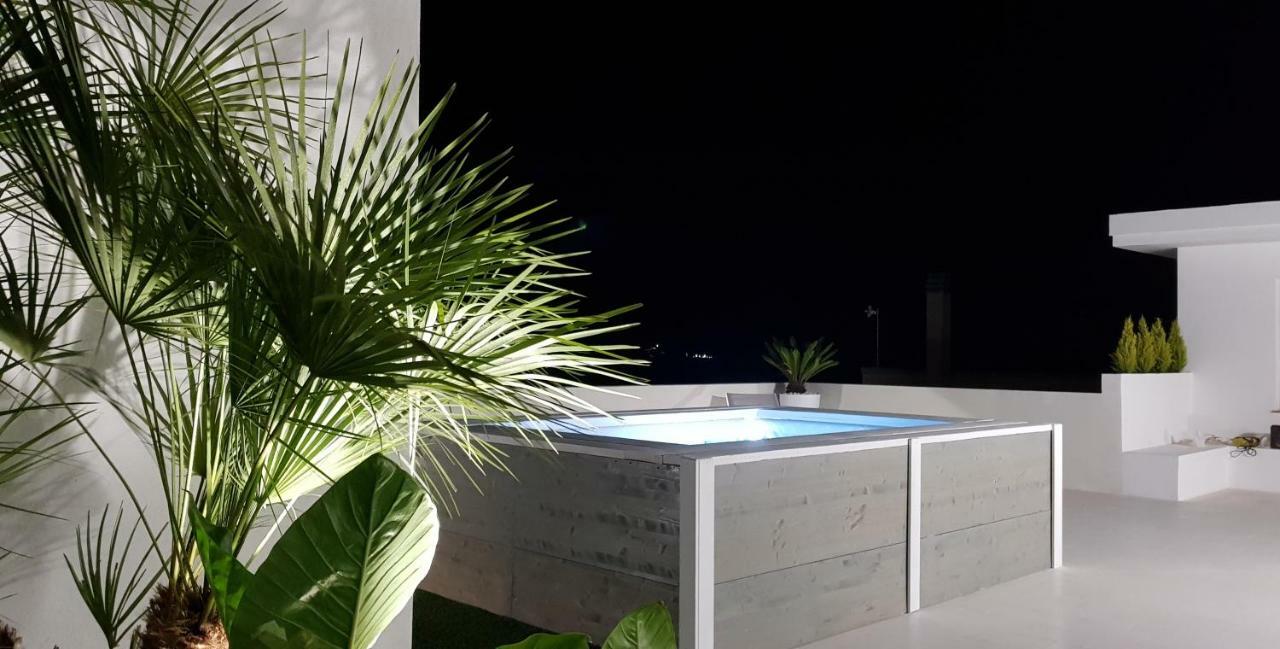 L'Isola Di Ago Apartman Torregrotta Kültér fotó